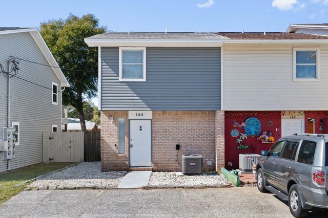 144 SE Scottwood Drive, Fort Walton Beach, FL 32548