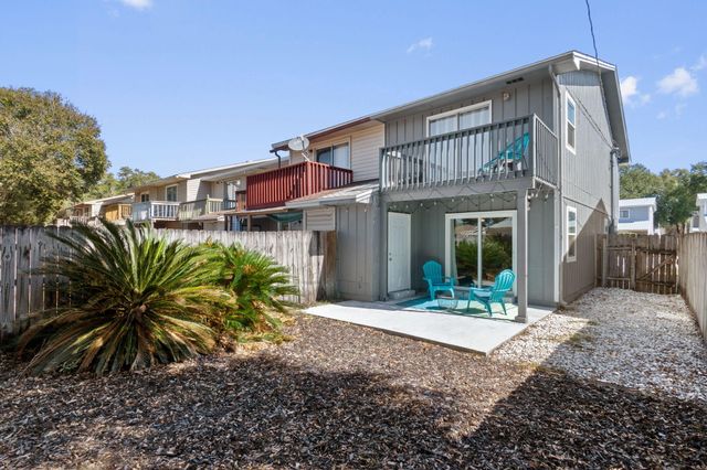 144 SE Scottwood Drive, Fort Walton Beach, FL 32548