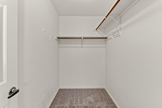 2410 Great Oaks DR 202, Round Rock, TX 78681