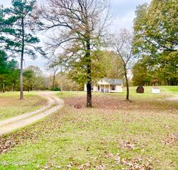 3305 N Robertson Road, Nesbit, MS 38651
