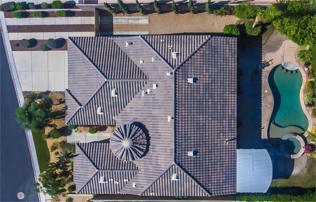 988 Alta, Palm Springs, CA 92262