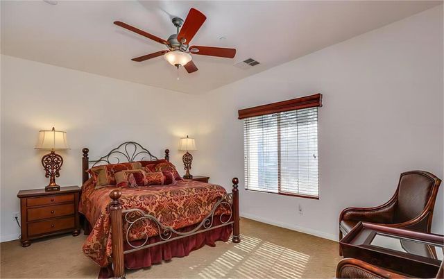 988 Alta, Palm Springs, CA 92262