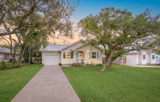 64 Kon Tiki Cir, St Augustine, FL 32080
