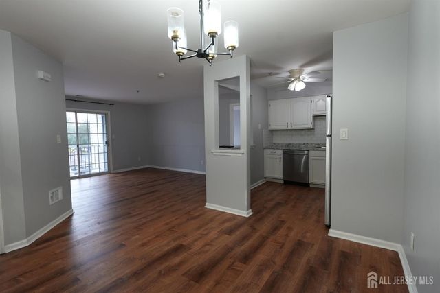 421 Waterford Drive, Edison, NJ 08817