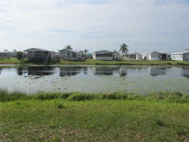 15 RED QUILL CIRCLE, Lake Wales, FL 33898