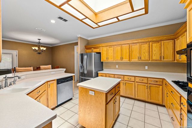 544 JO LYNN LN, New Braunfels, TX 78130