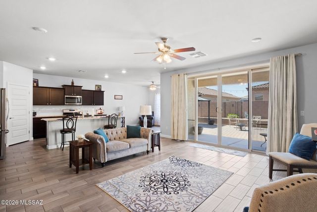 1085 W Valley Meadow Lane, Sahuarita, AZ 85629