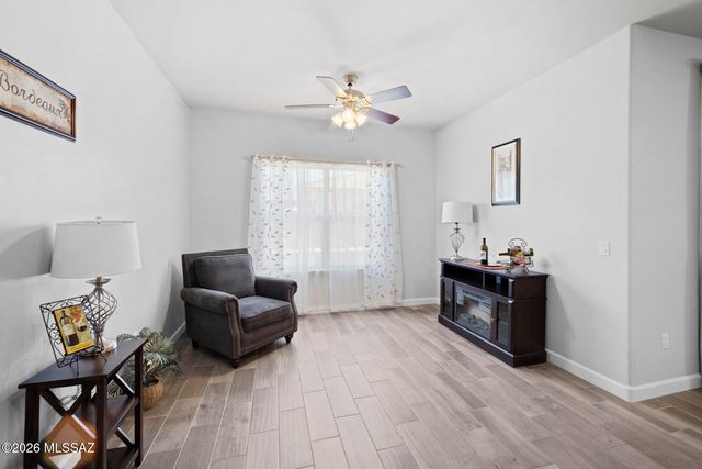 1085 W Valley Meadow Lane, Sahuarita, AZ 85629