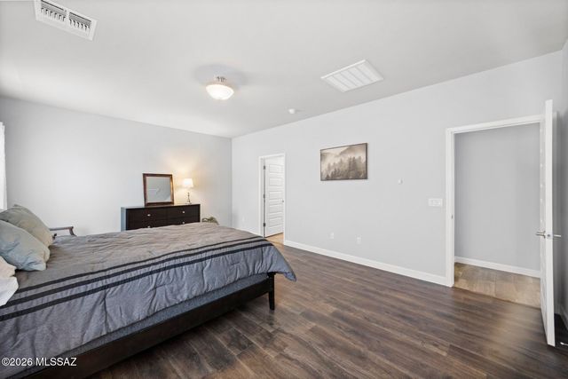 1085 W Valley Meadow Lane, Sahuarita, AZ 85629