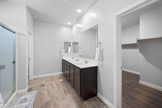 1085 W Valley Meadow Lane, Sahuarita, AZ 85629