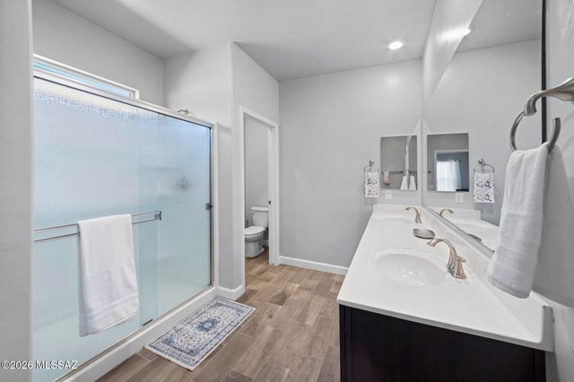 1085 W Valley Meadow Lane, Sahuarita, AZ 85629