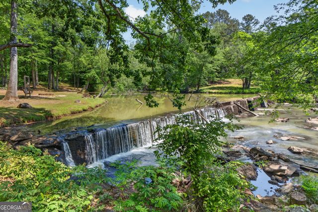 1697 Millers Mill Road, Stockbridge, GA 30281