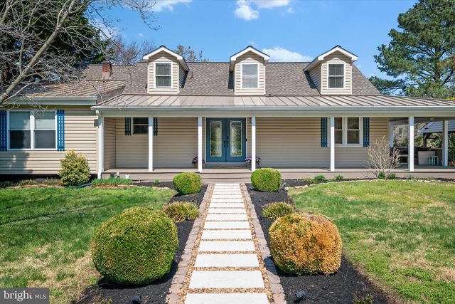 1862 CEDAR RD, Pasadena, MD 21122