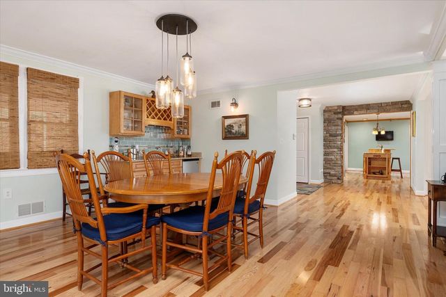 1862 CEDAR RD, Pasadena, MD 21122