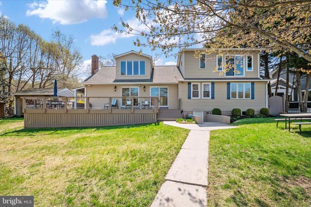 1862 CEDAR RD, Pasadena, MD 21122