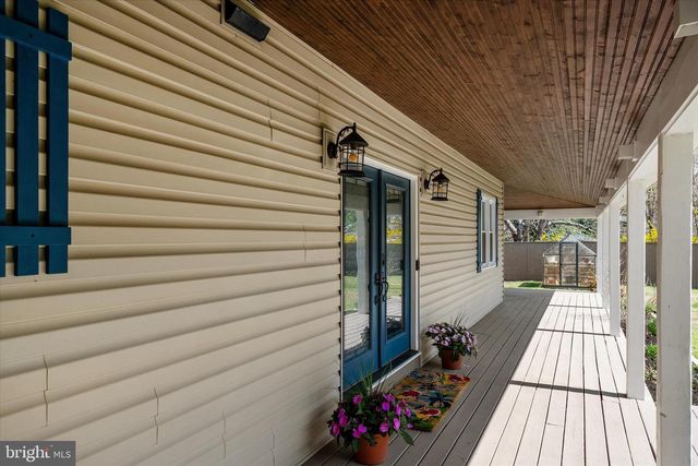 1862 CEDAR RD, Pasadena, MD 21122