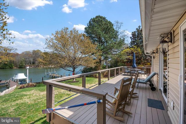 1862 CEDAR RD, Pasadena, MD 21122