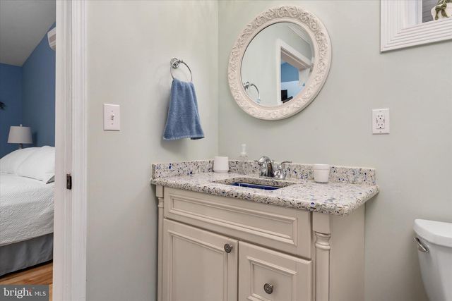 1862 CEDAR RD, Pasadena, MD 21122
