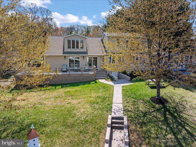 1862 CEDAR RD, Pasadena, MD 21122