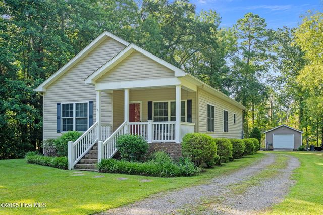 777 Breezy Shore Road, Bath, NC 27808