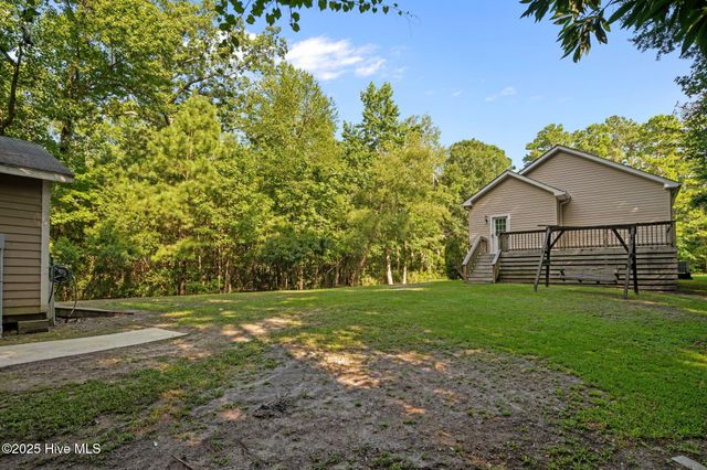 777 Breezy Shore Road, Bath, NC 27808