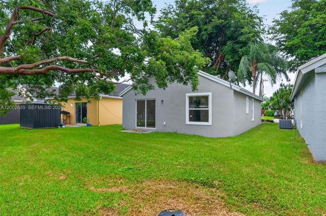 744 SW 9th Street, Florida City, FL 33034