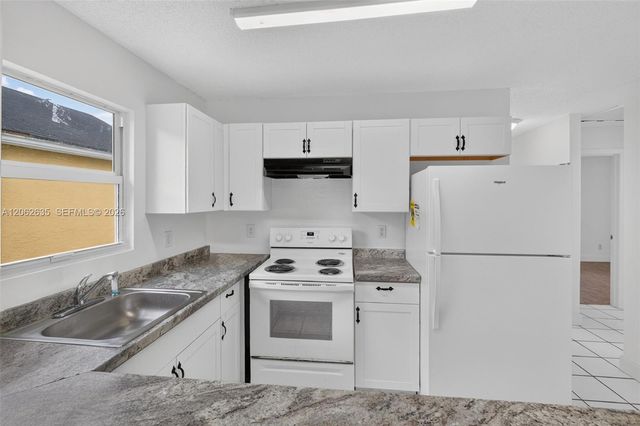 744 SW 9th Street, Florida City, FL 33034