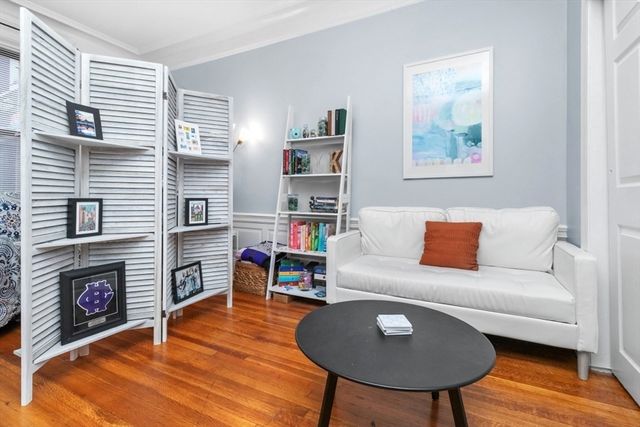 466 Commonwealth Ave 205, Boston, MA 02215