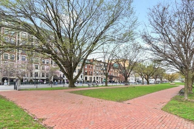 466 Commonwealth Ave 205, Boston, MA 02215