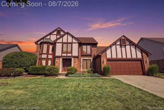 19176 Fairlane Court, Livonia, MI 48152