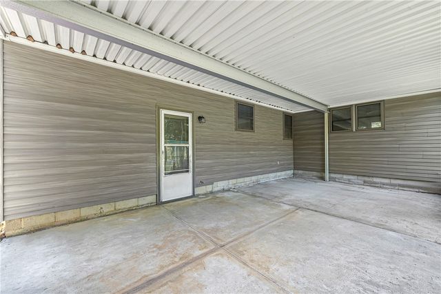 1414 S West Avenue, Fayetteville, AR 72701