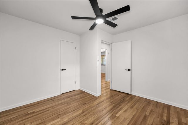 1414 S West Avenue, Fayetteville, AR 72701