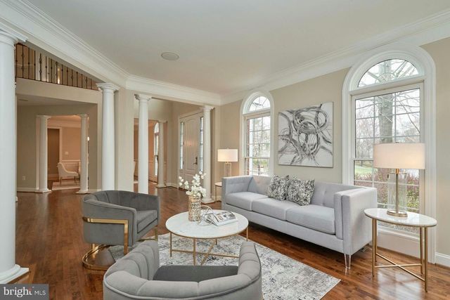 2771 CODY RD, Vienna, VA 22181