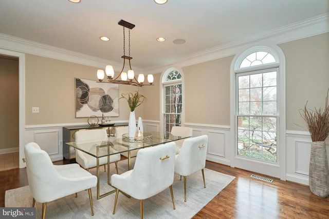 2771 CODY RD, Vienna, VA 22181