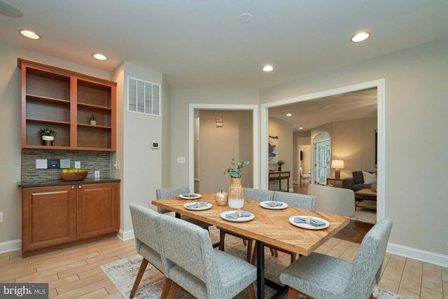 2771 CODY RD, Vienna, VA 22181