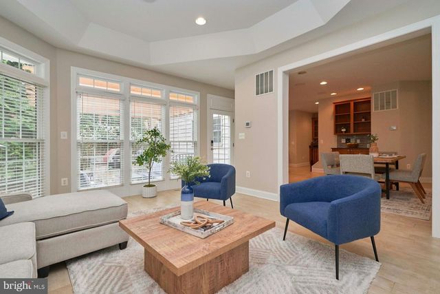 2771 CODY RD, Vienna, VA 22181