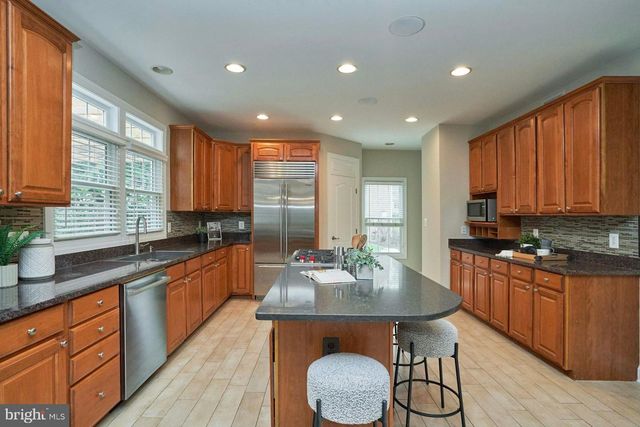 2771 CODY RD, Vienna, VA 22181