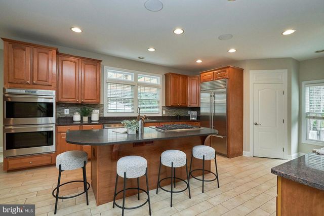 2771 CODY RD, Vienna, VA 22181