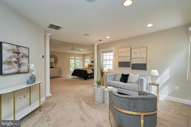 2771 CODY RD, Vienna, VA 22181