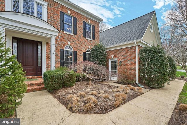 2771 CODY RD, Vienna, VA 22181