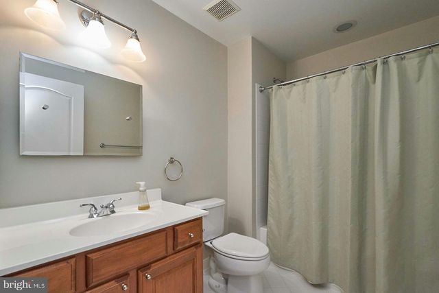 2771 CODY RD, Vienna, VA 22181