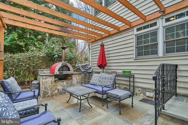 2771 CODY RD, Vienna, VA 22181