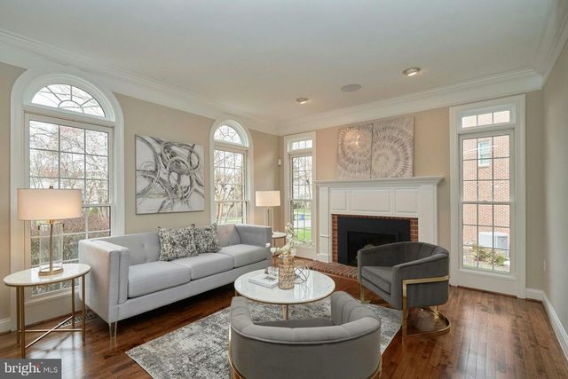 2771 CODY RD, Vienna, VA 22181