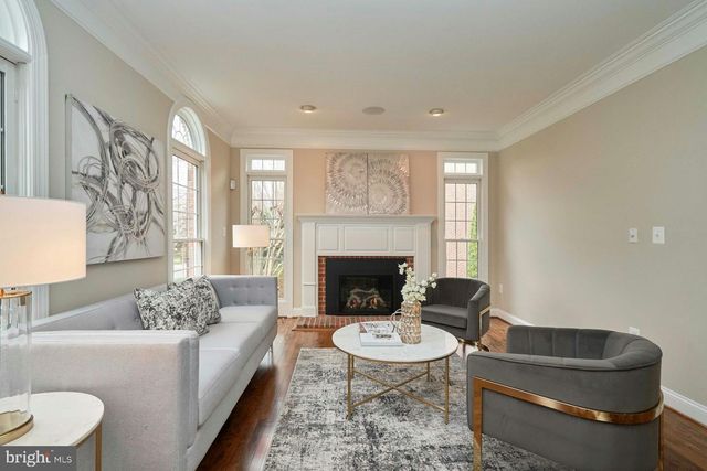 2771 CODY RD, Vienna, VA 22181