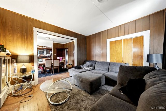 86 Kingston Place, Buffalo, NY 14210