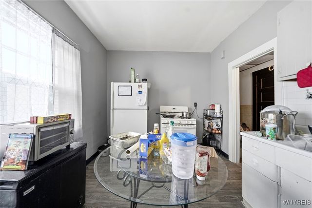 86 Kingston Place, Buffalo, NY 14210