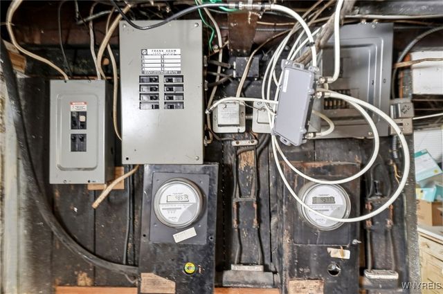 86 Kingston Place, Buffalo, NY 14210