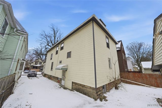 86 Kingston Place, Buffalo, NY 14210