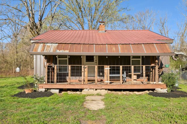 852 Highway 100, W, Centerville, TN 37033