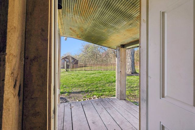 852 Highway 100, W, Centerville, TN 37033